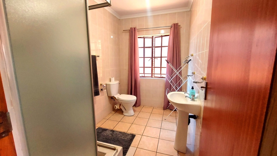 2 Bedroom Property for Sale in Melodie North West